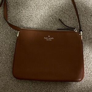 Kate spade camel tan pebbled leather Crossbody bag